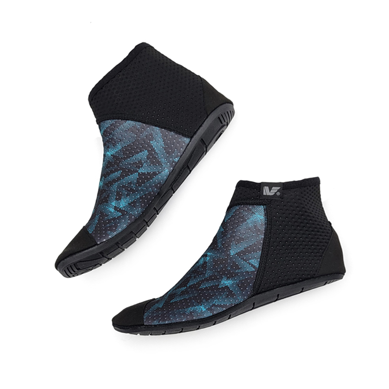 뉴베라 앵클핏 아쿠아슈즈 23,000원