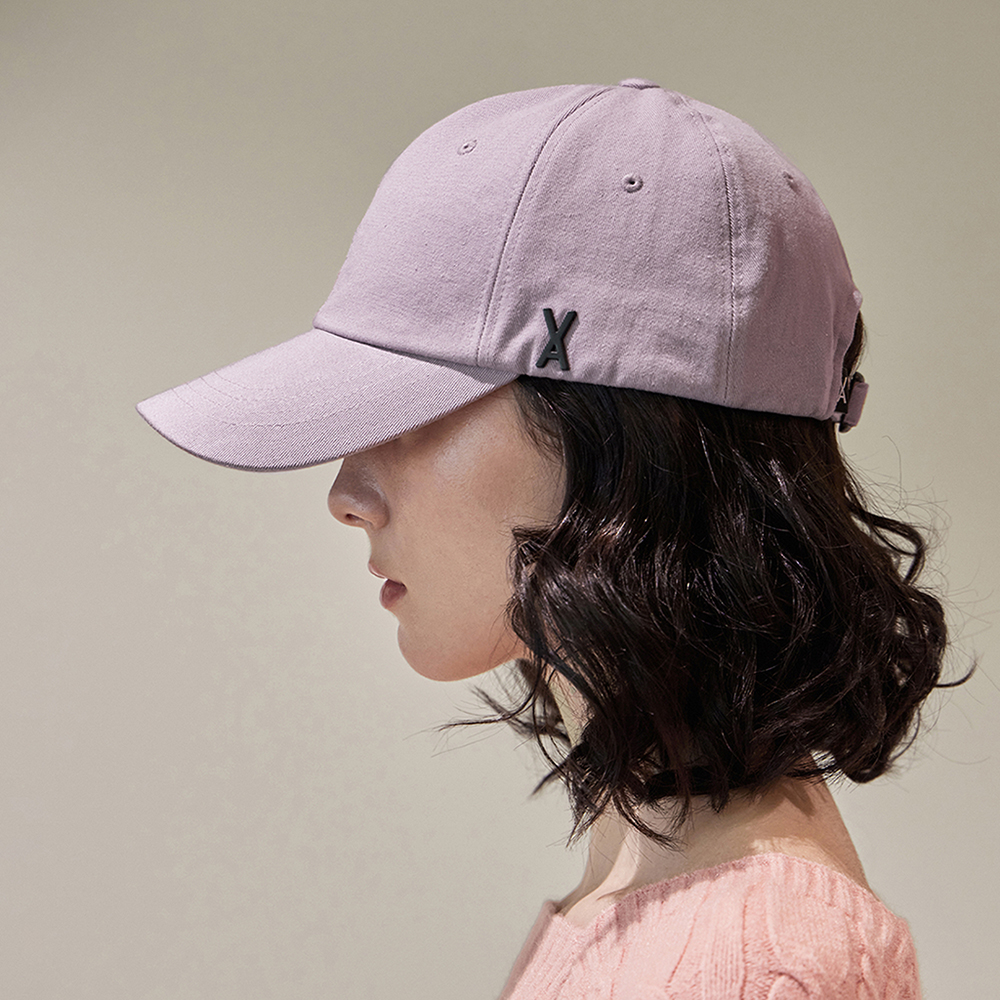 바잘 VA 블랙 스터드 볼캡 35,190원