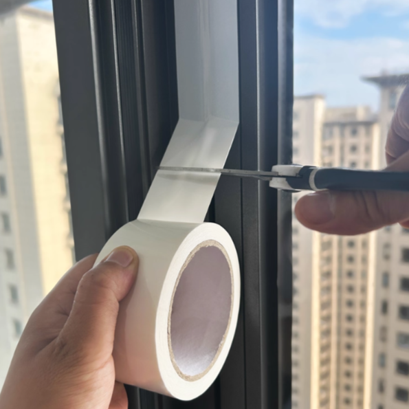 뚱보 화이트 겨울 창문 틈새 방풍 테이프  10m 4,880원