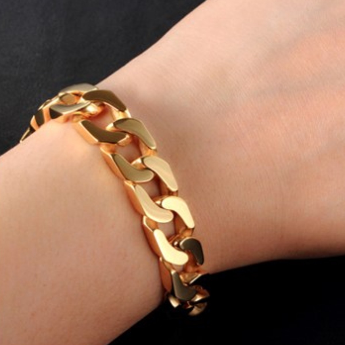 볼던 SSB1115 남자 여자 써지컬 스틸 유광 무광 체인 패션 팔찌 48,000원