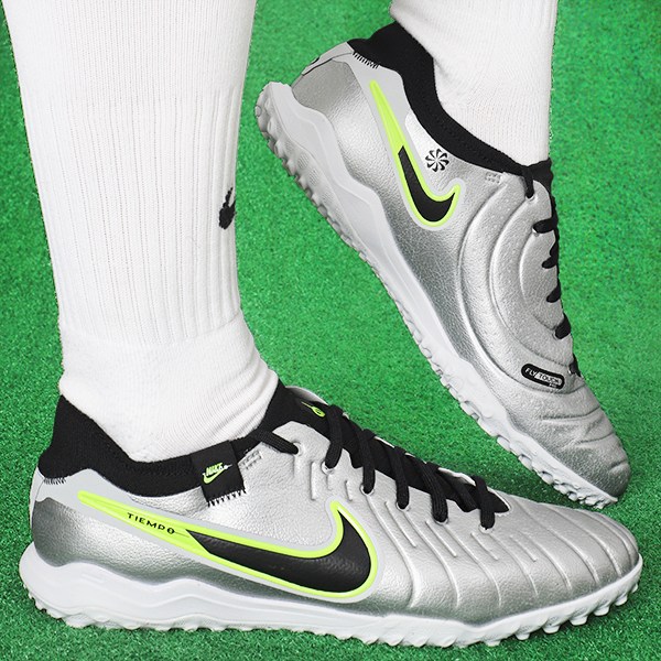 나이키 축구화 풋살화 티엠포 레전드 10 프로 TF 인조잔디용 98,000원