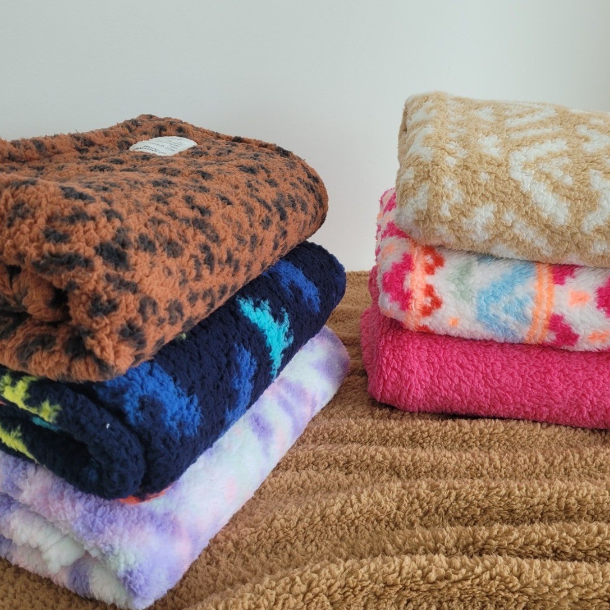 MSF 극세사 담요 무릎담요 대형 중형 소형 사무실 캠핑 학생 담요 겨울 이불 29,000원