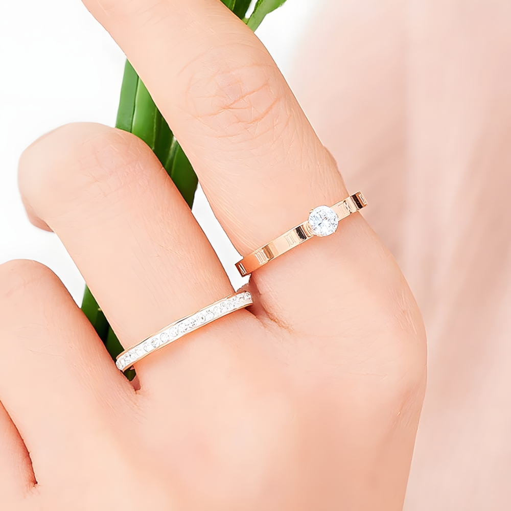 노이드비 여성용 써지컬스틸 로마체 큐빅포인트 반지 2종 세트 15,900원