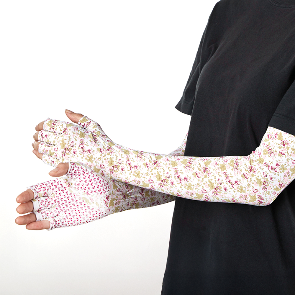 하이마운트 제코 여성용 하이마운트 미끄럼방지 꽃나염 쿨토시 반장갑 양손착용 세트 7,000원