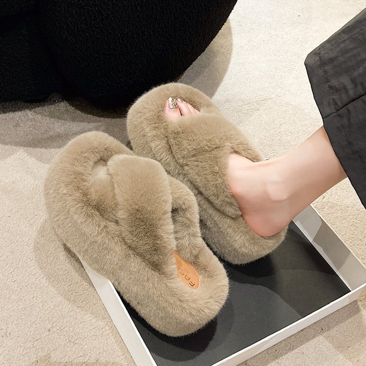 해피유 밍크 퍼 실내화 굽 7cm, 현재가 15,900원