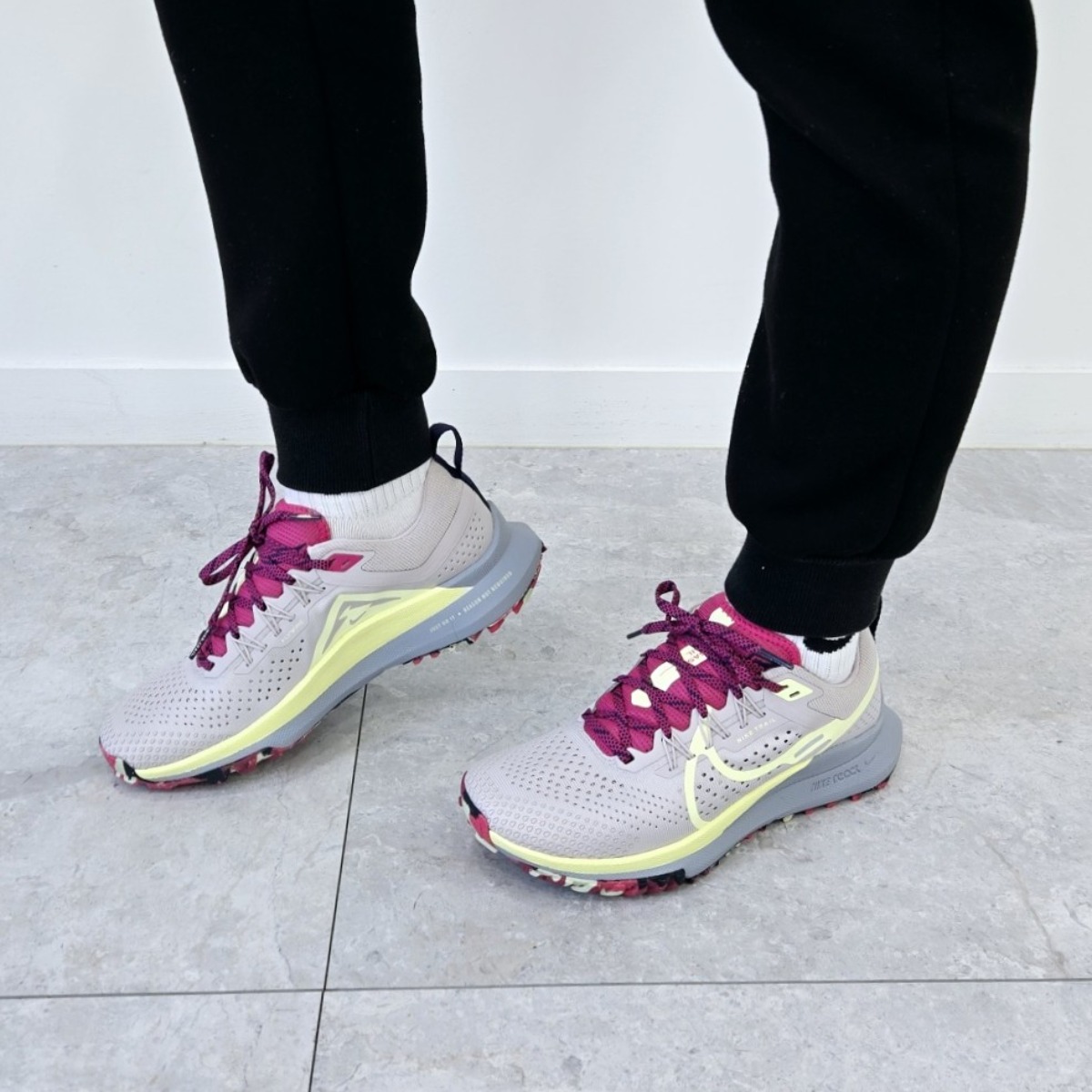 나이키리액트 페가수스 편한 러넝화 트레일4 트레킹 등산 얼룩지우개 108,000원