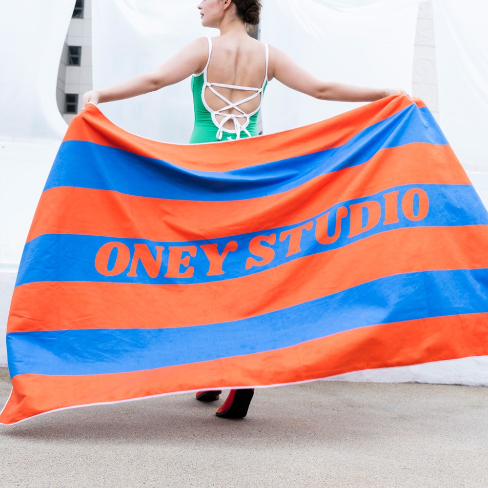 오니스튜디오 비치타올 특대형 극세사 바디타월 큰수건 8컬러, 1개, 핑크 10,000원