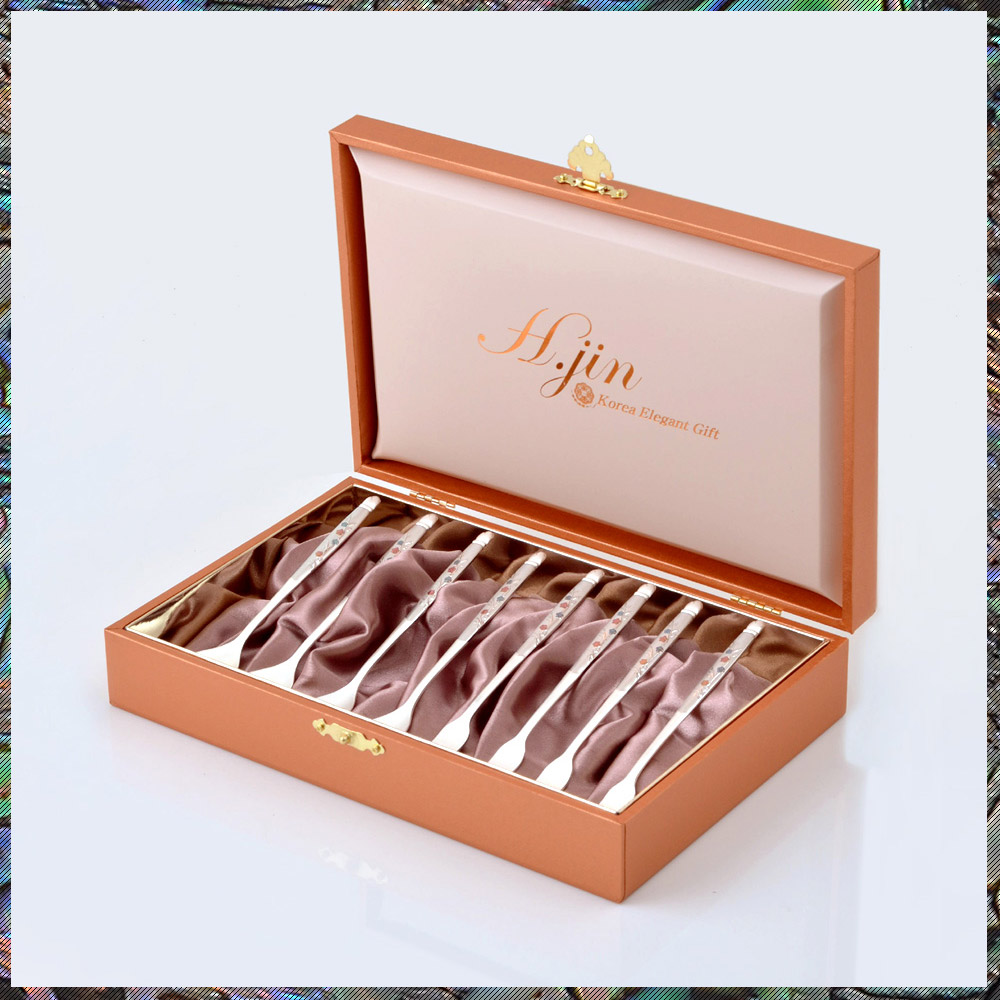 [H.jin VIP단아매화 은티스푼포크 8P세트] 해외바이어선물 방문기념품 한국전통기념품 외국인선물 학회기념품 거래처추석선물 조문답례품 고희연답례품 교회단체선물 졸업30주년 45,000원