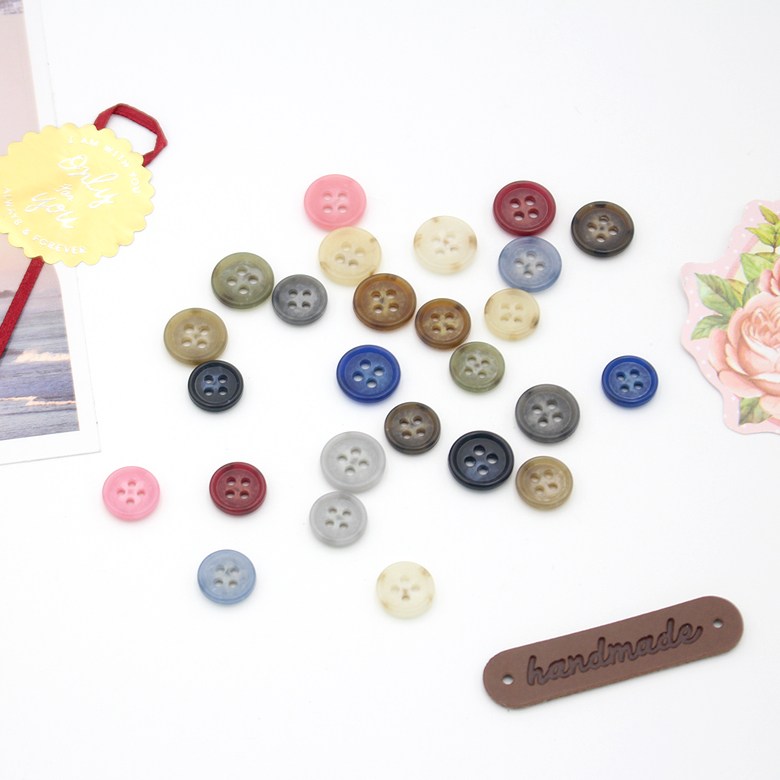 스노우클라우드 셔츠단추, 11.5mm네이비, 4개 900원