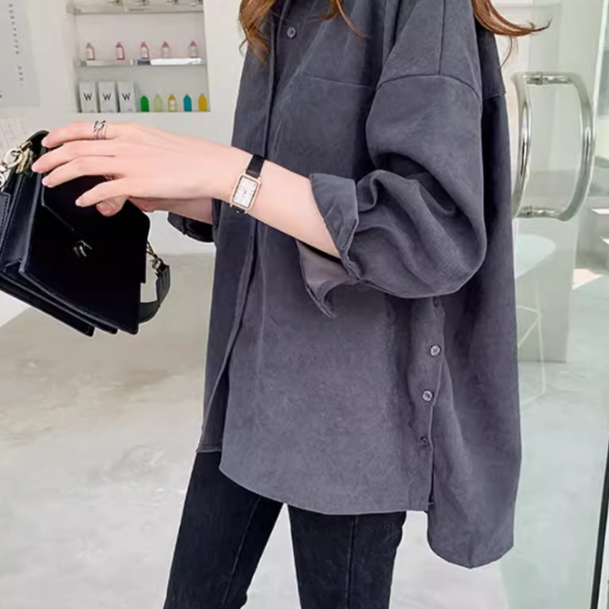 브엘세바 여성 긴팔 블라우스 세미오버 사이드버튼 셔츠 17,900원