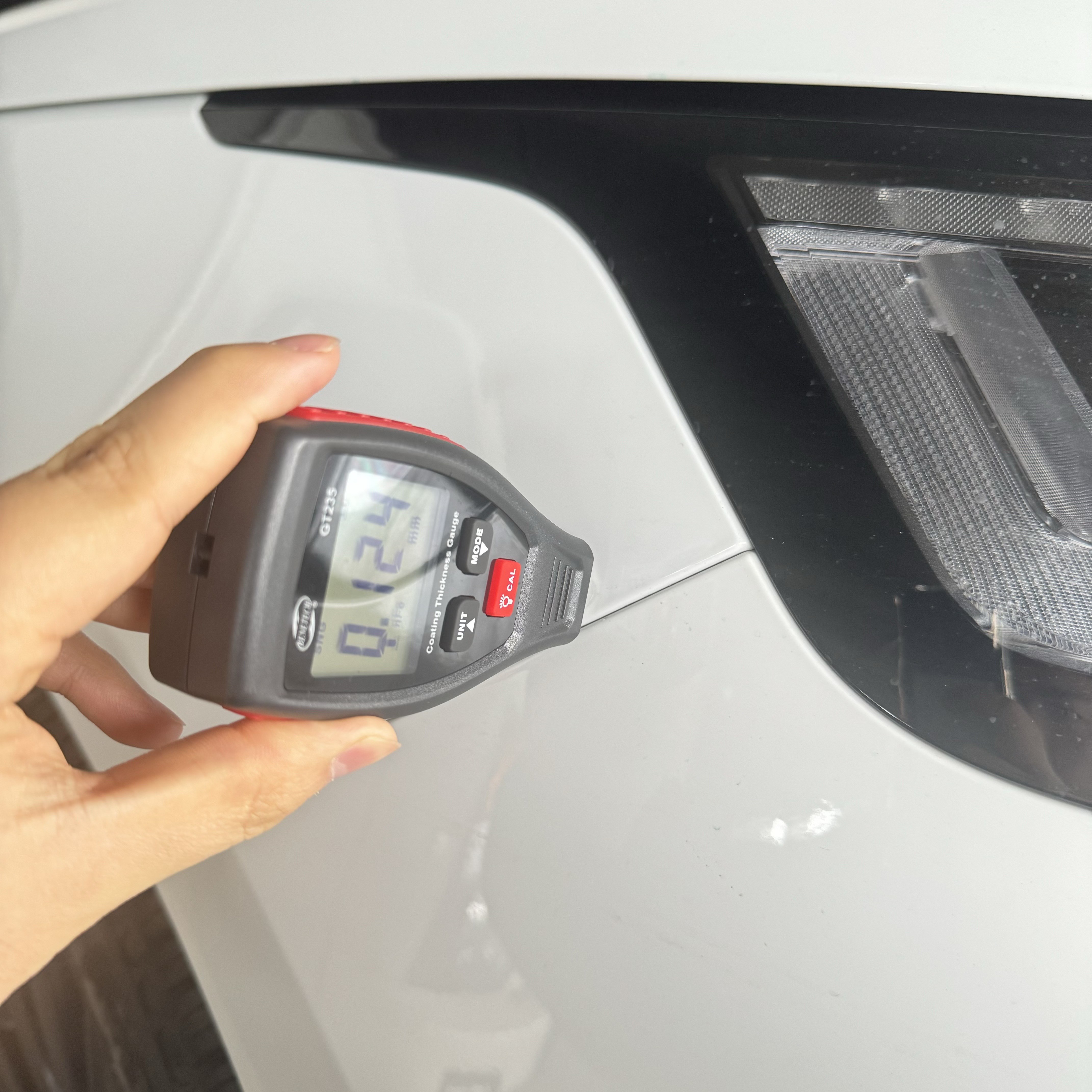 휴대용 디지털 도막측정기 차량진단 중고차 셀프 정비 신차검수, 1개 114,000원