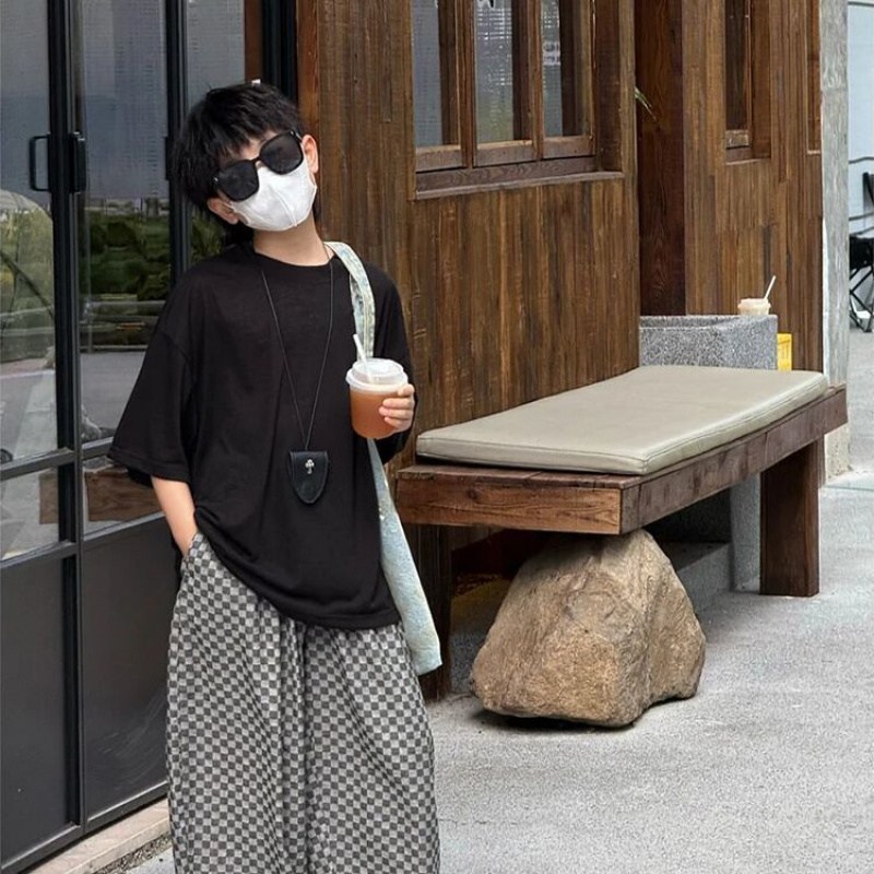 해피유통어린이 여름 캐주얼 세트 심플한 흰색 반팔 티셔츠와 체크 루즈핏 바지14세 이상 XG03 39,050원