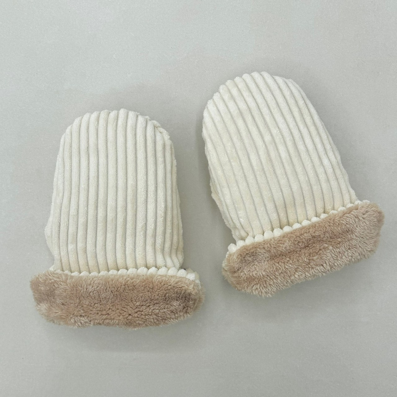 어텀31 코듀로이 유모차 장갑 핸드머프, 1세트, 아이보리 16,900원