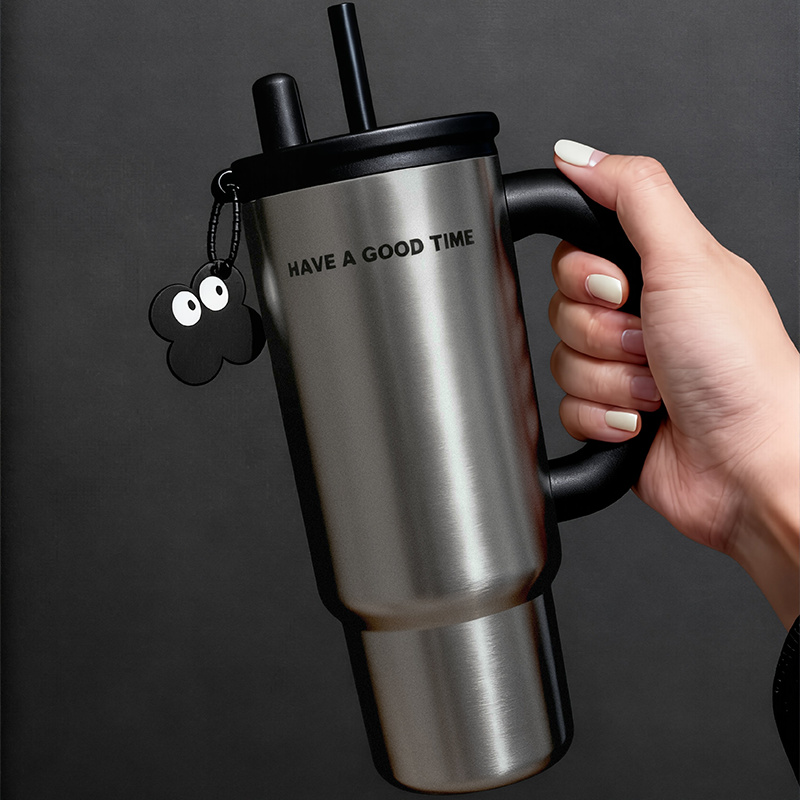 RichMagic 텀블러 대용량 물병 손잡이 핸들 보온 보냉 스테인리스 빨대 포함 19,900원