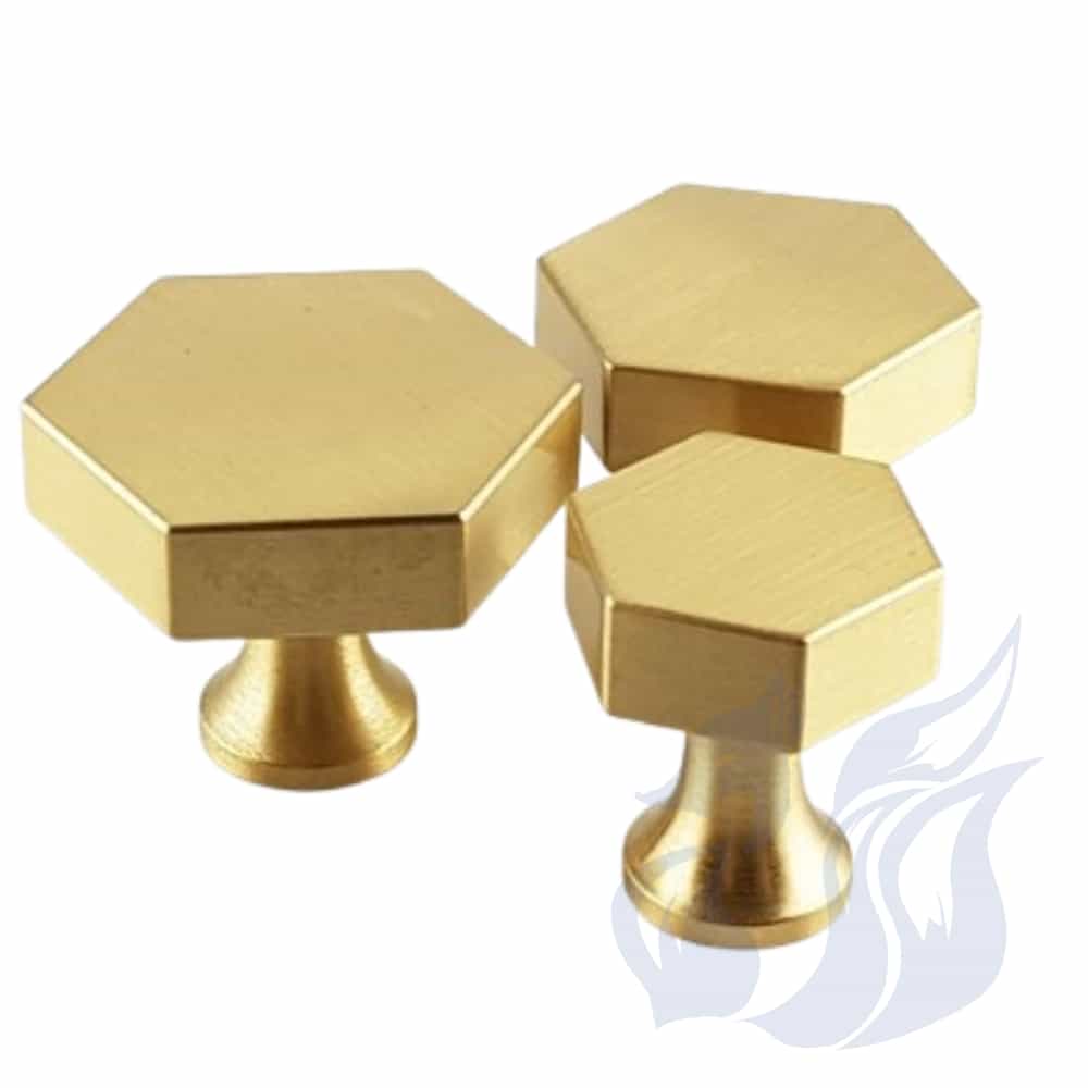 삼미호 골드 황동 가구 손잡이 H01-육각골드-소 골드손잡이 가구손잡이1구 주방가구손잡이 가구1구손잡이 가구용손잡이 골드가구손잡이 씽크대손잡이 장농손잡이 붙박이장손잡이 예쁜가구손잡 7,500원