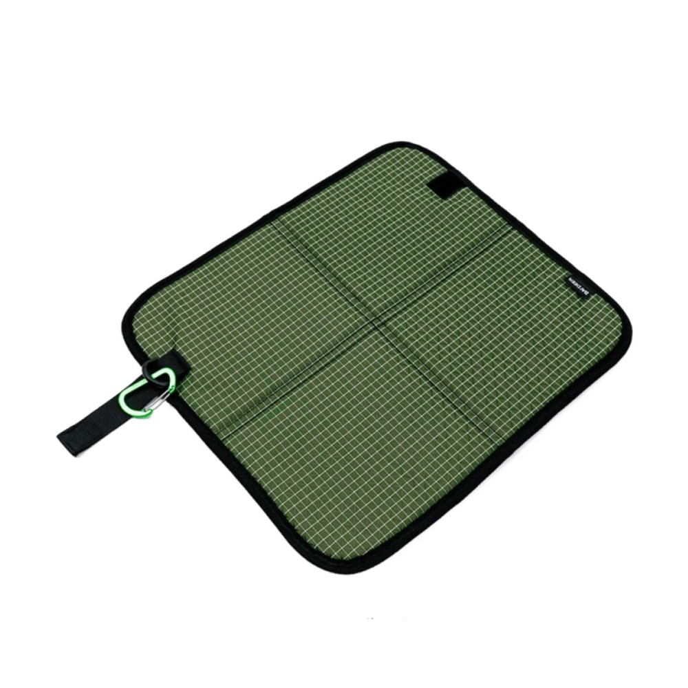 다온몰 다용도 접이식 방수 방습 매트 / 1인용 등산 낚시 휴대용 방석 12,900원