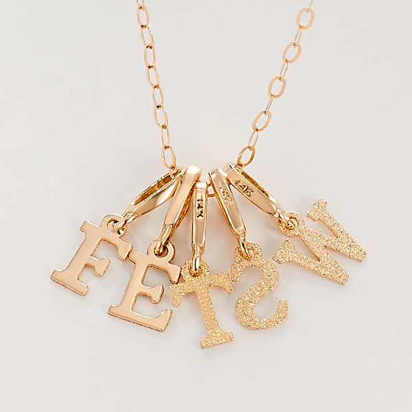 준주얼리 전체 14K 조이 이니셜 펜던트 YDG14PI24US028  우정 펜던트 생일 선물 43,520원