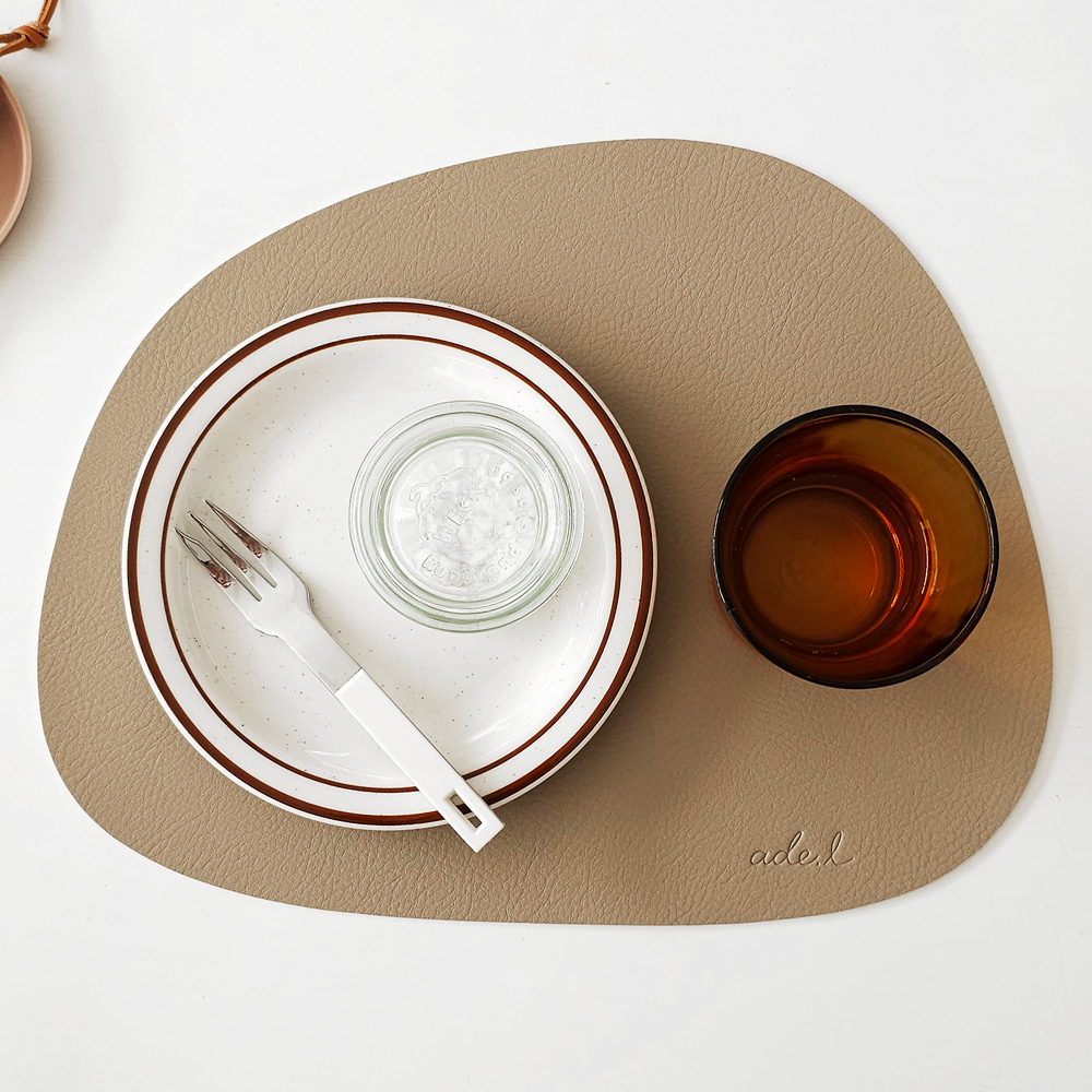 에이드엘 스톤 레더 미니 테이블 매트, 샌드베이지, 324 x 250 mm, 2개, 현재가 9,900원