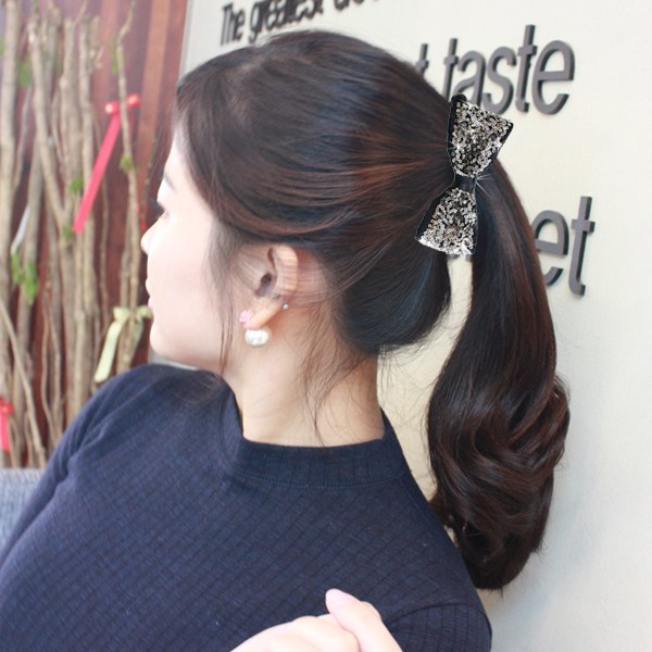 레인걸 심플스팽글리본 바나나핀 머리핀 헤어핀 리본핀 포니테일 11,900원