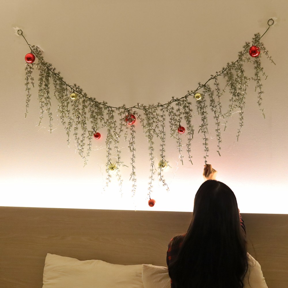 파티굿즈 크리스마스 벽트리 조명 가랜드 175cm 16,990원