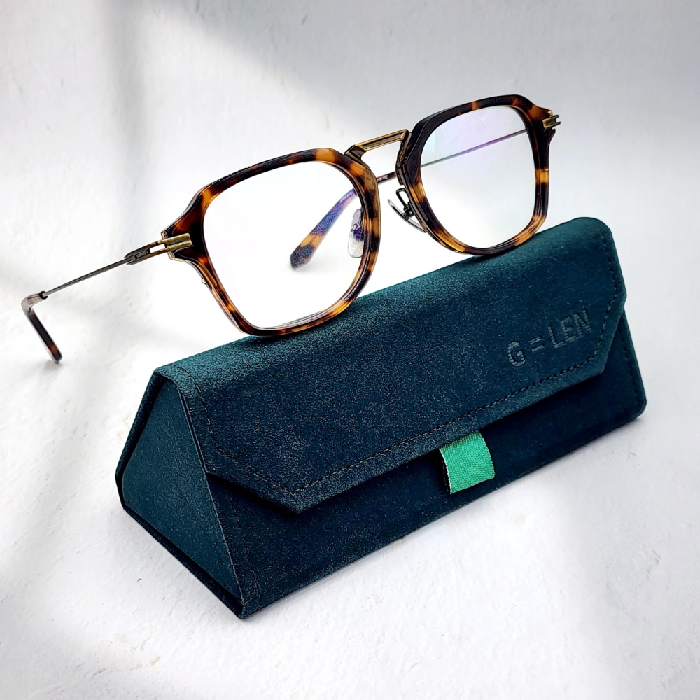 티타늄안경테 가벼운 뿔테 명품 패션 남자 여자 사각 돋보기 블루라이트안경 TGL57 63,800원
