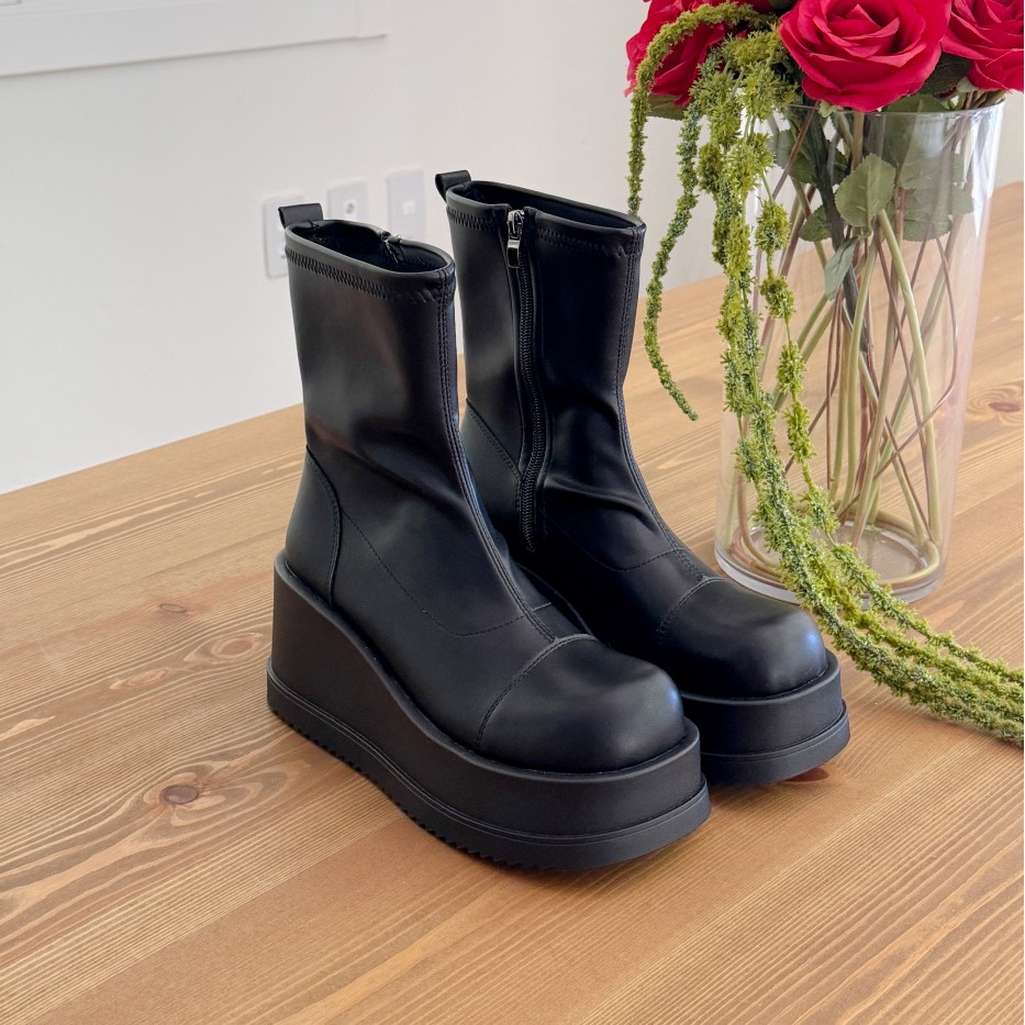 슈뿐 스판 삭스 인사이드 지퍼 둥근코 발편한 통굽 키높이 앵클부츠(7cm) 39,800원