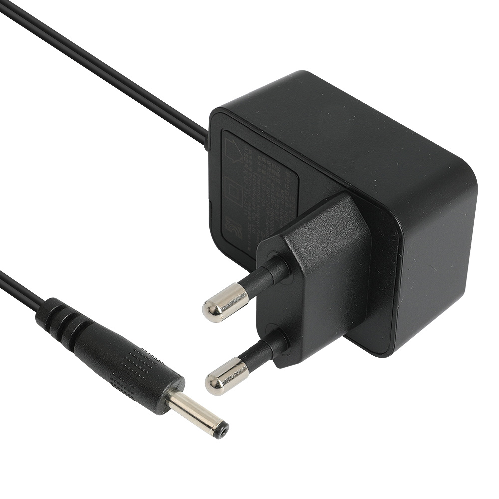 DC5V 2A USB리피터 아답터 1.5M 외경 3.5mm 내경 1.35mm 단자 거리 연장선 증폭기 케이블 익스텐더 확장기 12,600원