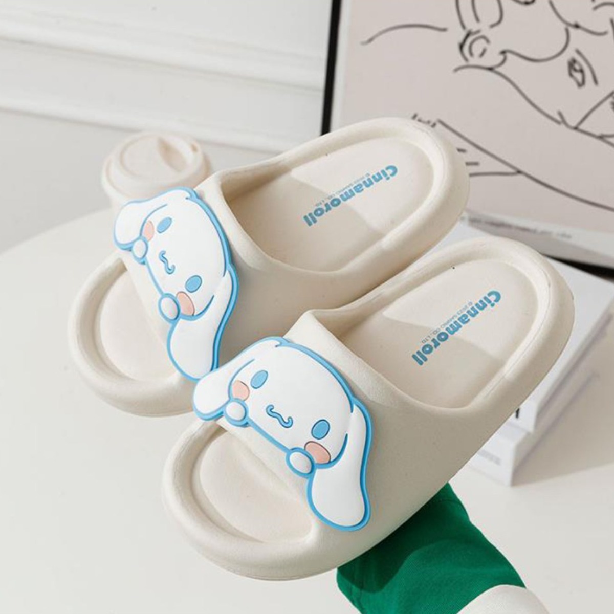 파티굿즈 산리오 어린이 슬리퍼 시나모롤 마이멜로디 쿠로미 실내 학교 어린이집 유치원, 1개, 화이트 12,680원