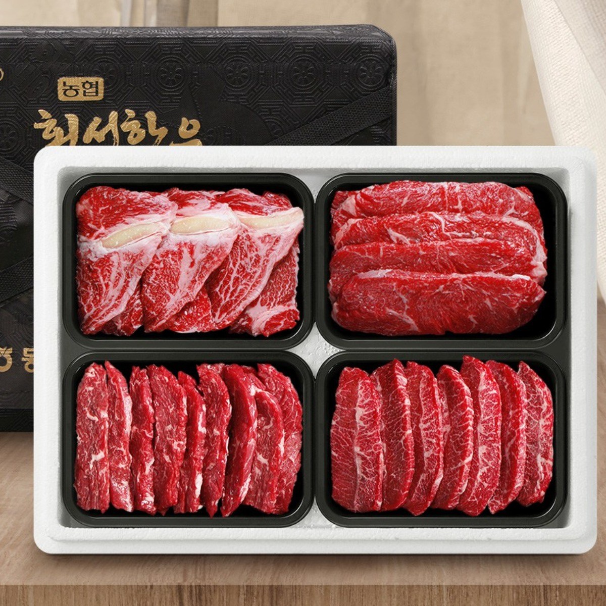 [농협횡성한우] 1등급 프리미엄 횡성한우 어3품 선물세트 등심+채끝+특수x2 총 1.6kg 247,000원