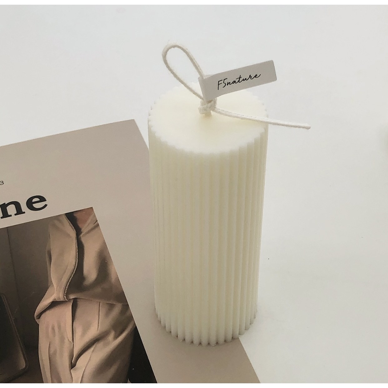 F5NATURE 스트라이프캔들 오브제캔들 디자인 향초 필라왁스 인테리어소품 홈데코 생일선물 15,800원