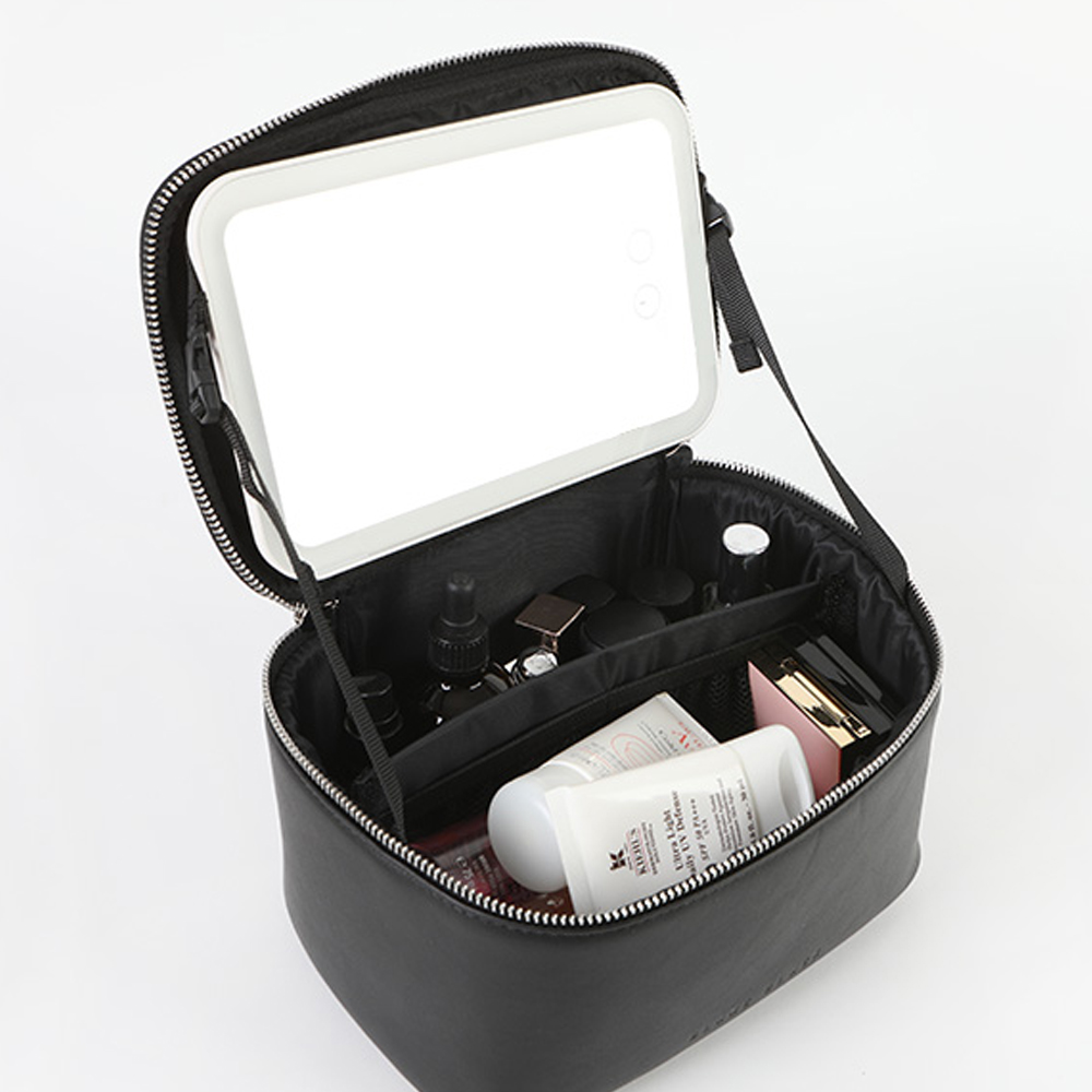 블랑블랙 LED 미러 거울 화장품 파우치 여행용 메이크업 화장품 가방 38,000원