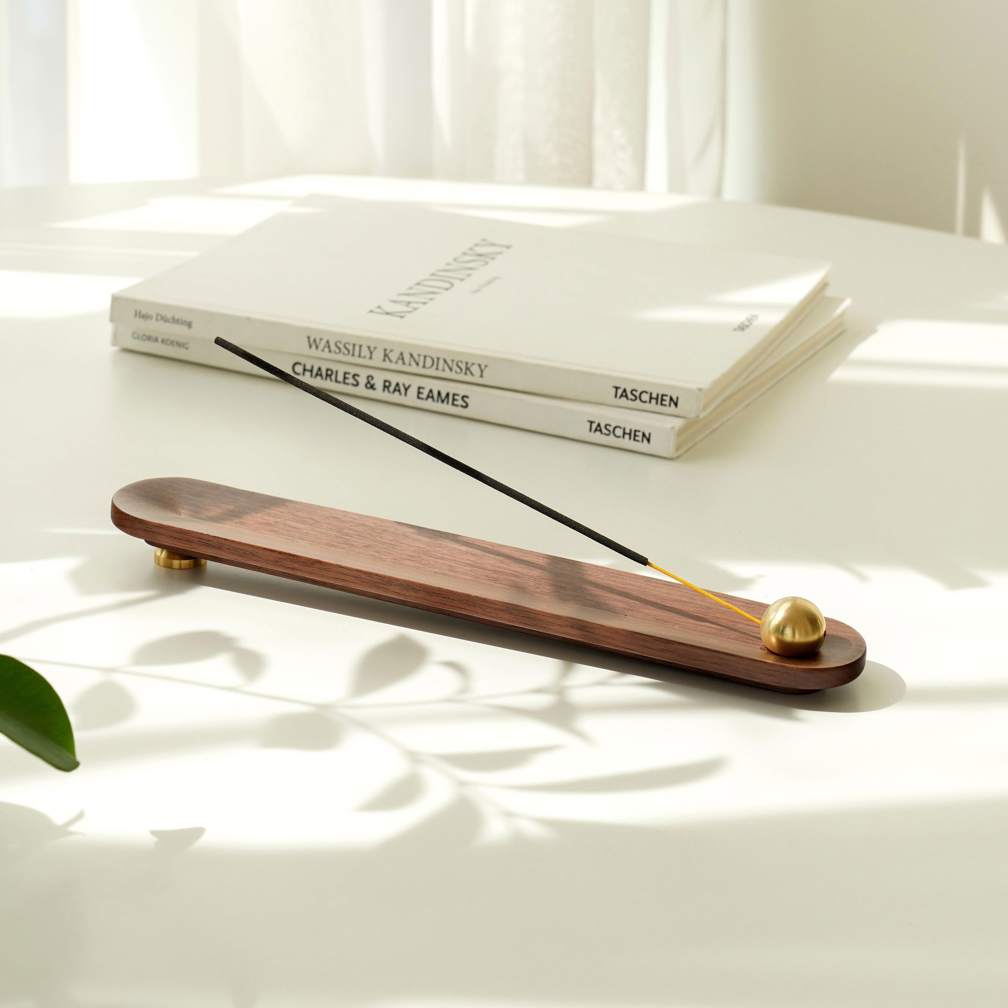 도스텐데 호두나무 골드 브라스 인센스 홀더, 월넛 23,500원