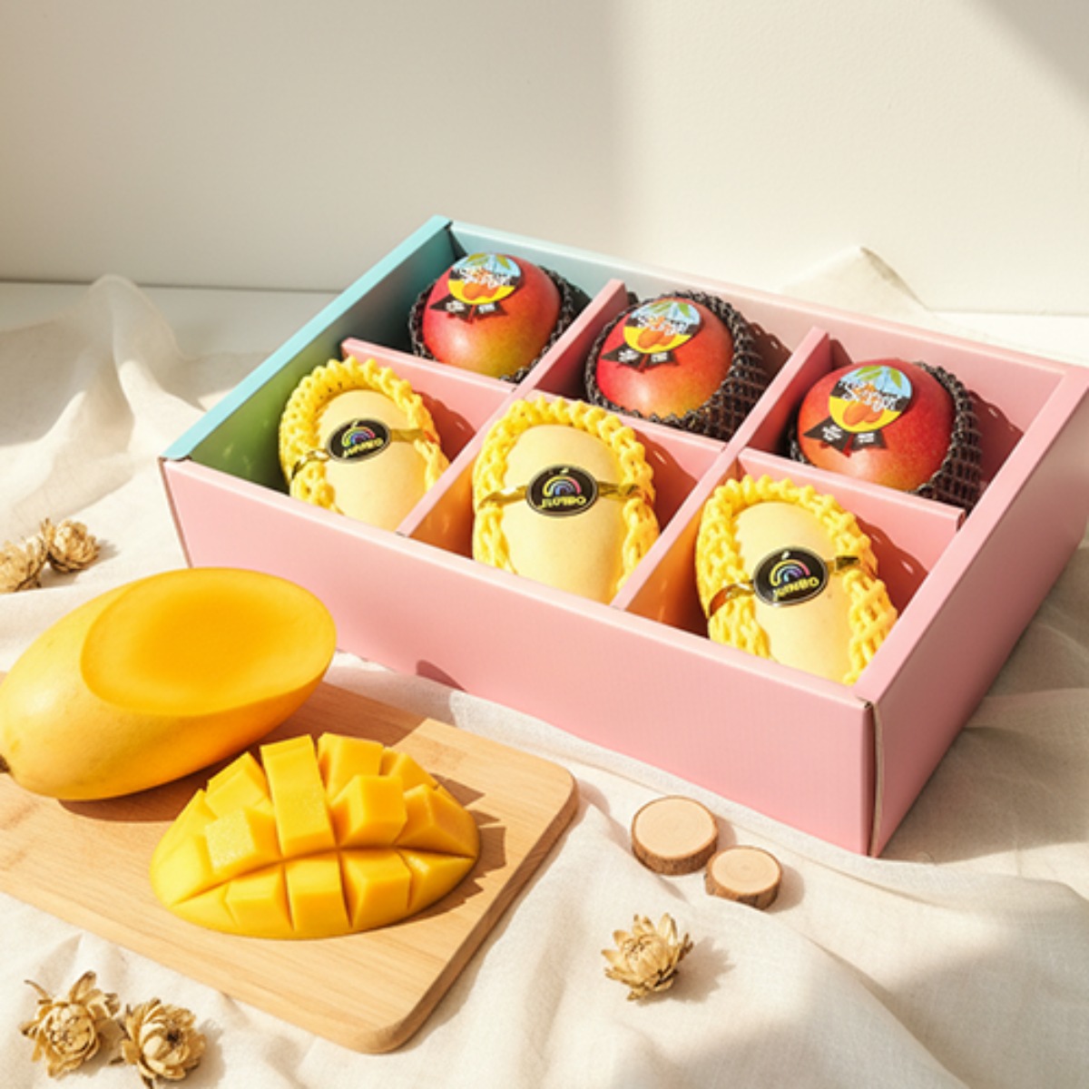 [쿠팡특별구성] 애플망고 태국망고 혼합 고당도 항공수입, 1박스, 혼합6과 [태국3+애플3] 선물세트 39,900원