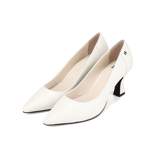 [바바라슈즈] 바바라 양가죽 B실버 장식 여성펌프스 7cm_BBI206 126,940원