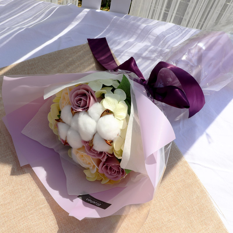 블뤼엔 비누꽃 목화로즈수국 꽃다발 11,300원