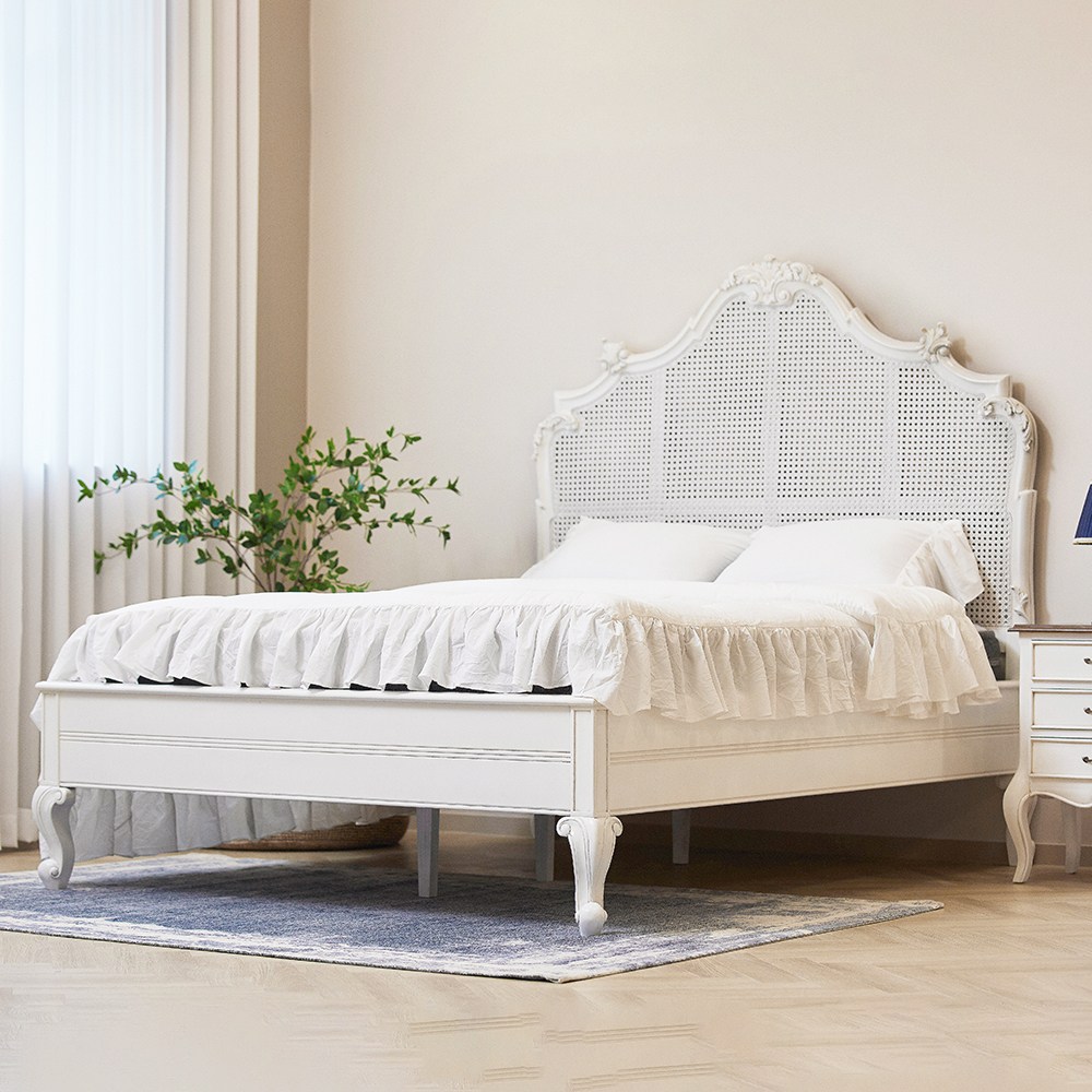 피어젠가구 에밀리아 프렌치 엔틱 라탄 퀸 침대 프레임 + 매트리스 세트 1,975,890원