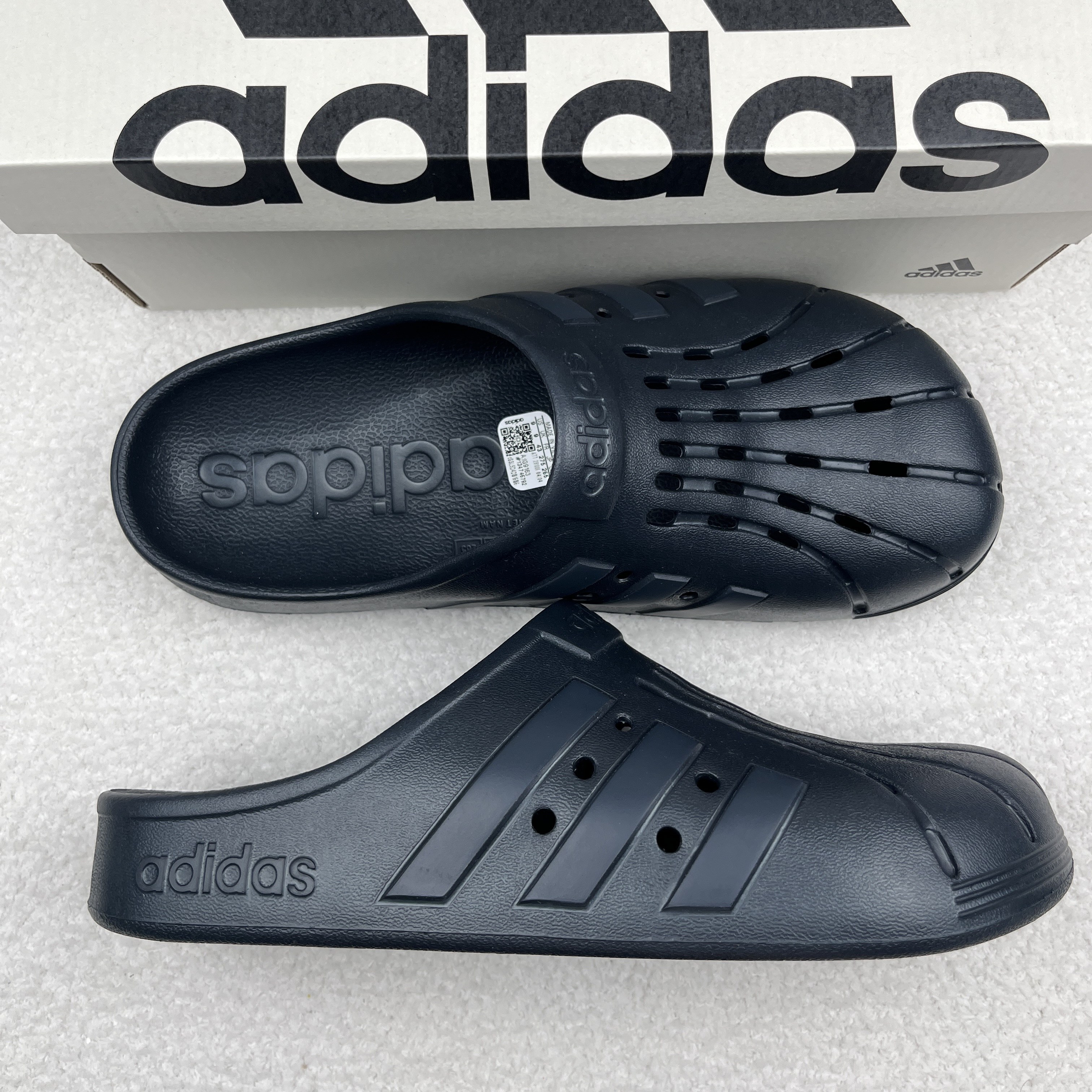 아디다스 아딜렛 클로그 남여공용 발편한 물놀이 샌들 슬리퍼 41,500원