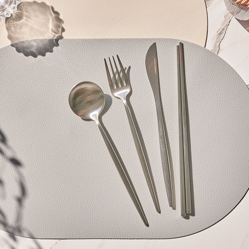 달팽이리빙 퀴진드마망 클래식 커트러리 1인 세트 15,200원