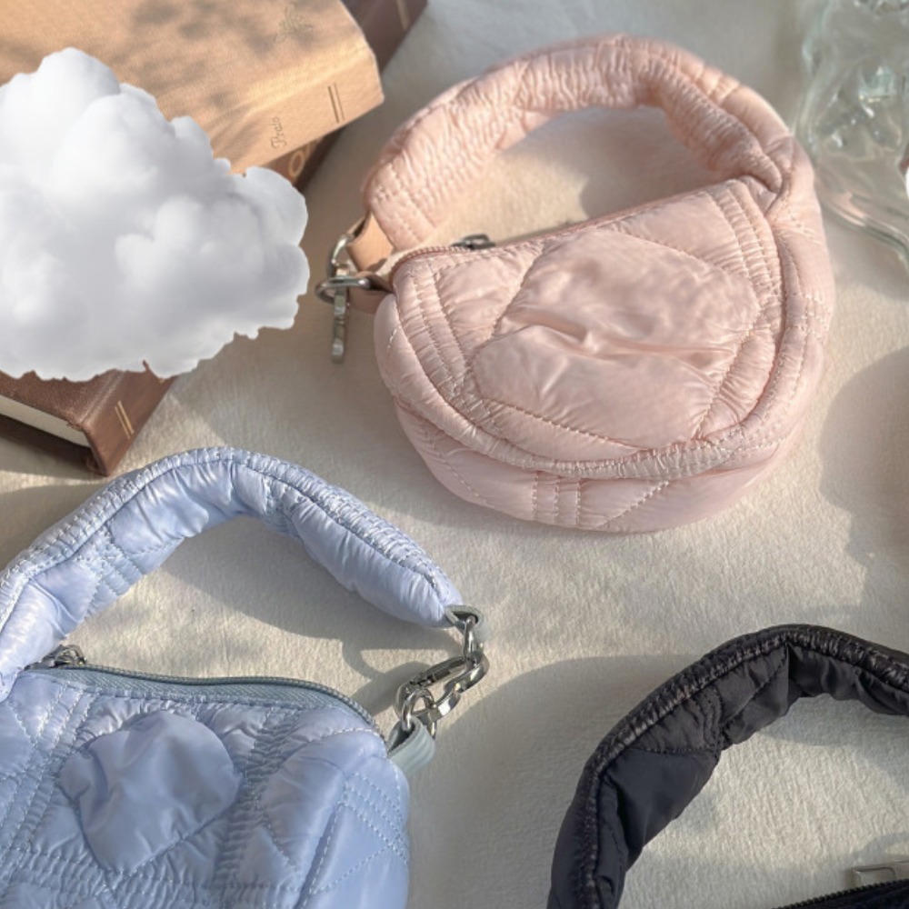 누누마켓 구름 패딩 숄더백 키링 미니 파우치 가방고리 열쇠고리 백참걸이 장식 액세서리 8,900원