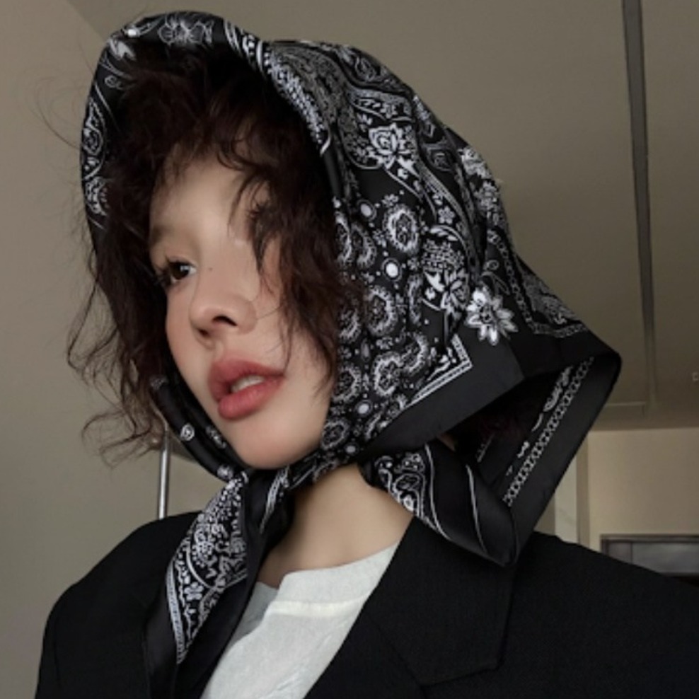 EHLIVE 아이돌 헤어 페이즐리 스카프 머리두건 큰사이즈 실크감촉 손수건 남녀공용 봄 신상 16,690원