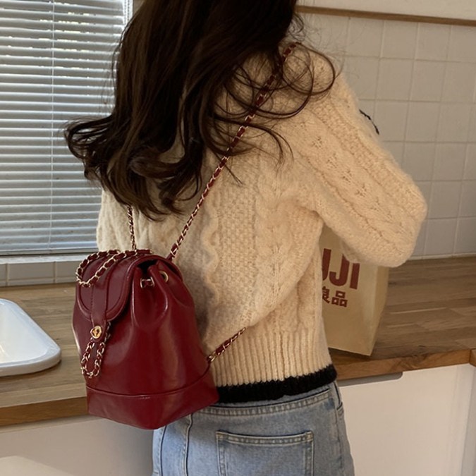 Bahn,3컬러 도나 체인 2way 비건레더 백팩 17,700원