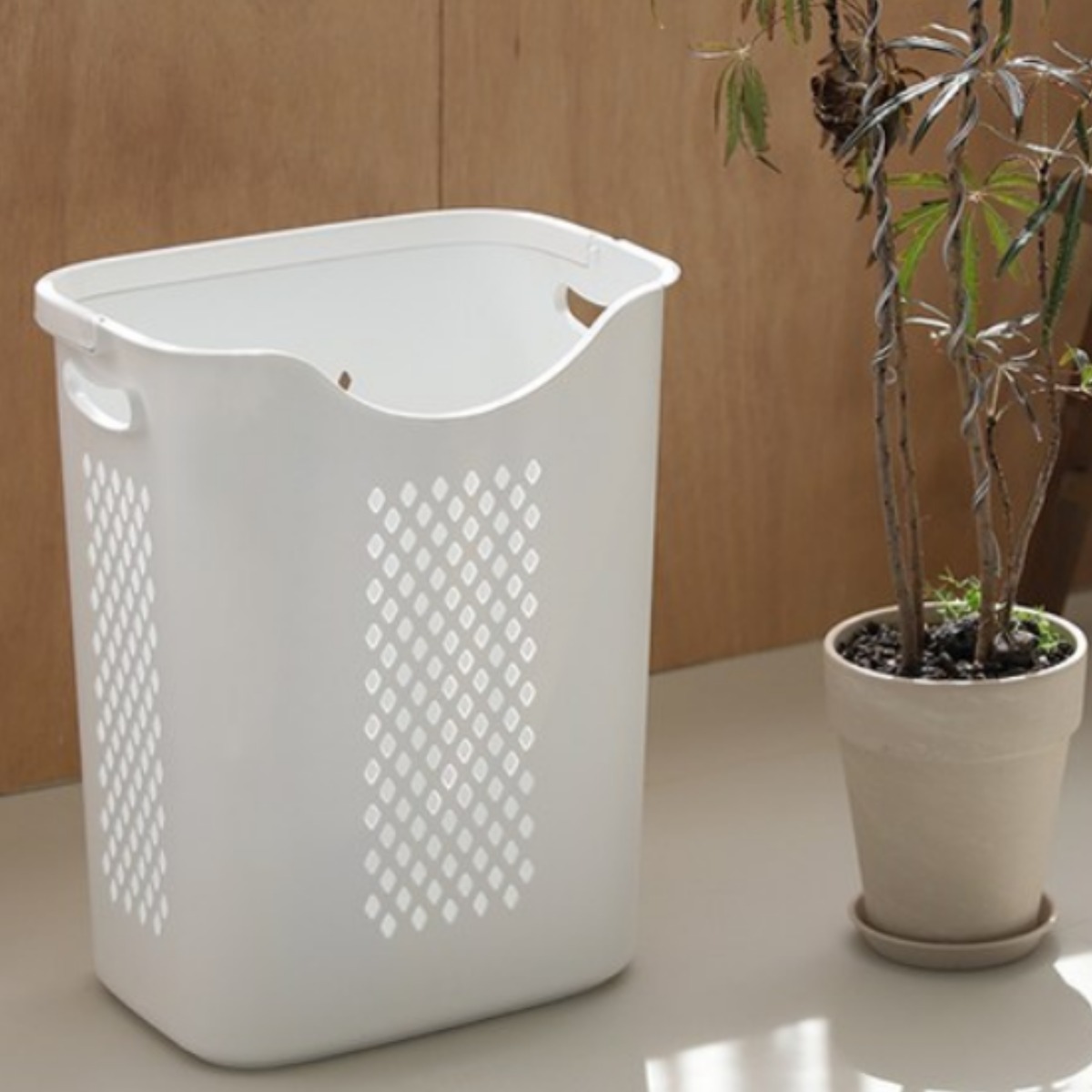 네이쳐리빙 대용량 VER 손잡이가 편리한 빨래바구니, 아이보리(Ivory) 23,900원