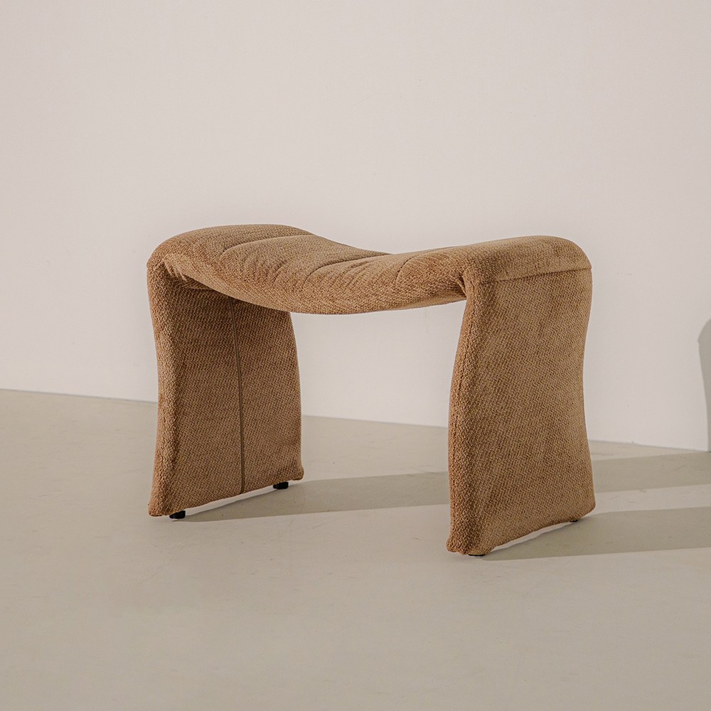 레트로하우스 커민 패브릭 소파 스툴 103,000원