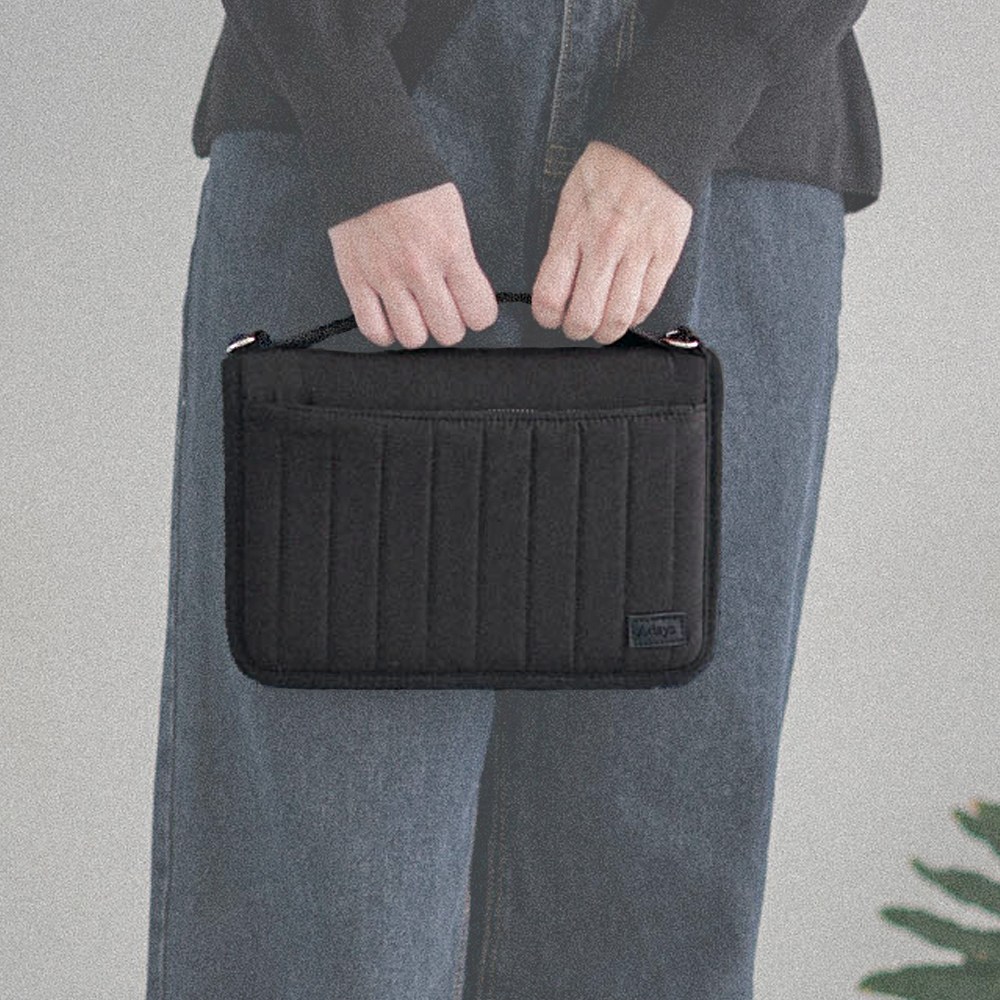 어데이즈 북파우치 북커버 가방, 1개, 블랙+플라워스트랩 36,950원