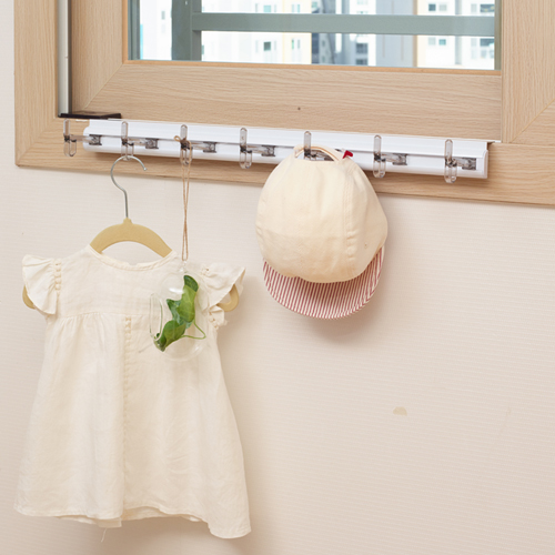 [창틀손상없이 끼워서 사용하는] 웰렉스 창틀옷걸이 옷걸이/옷고리 7,980원