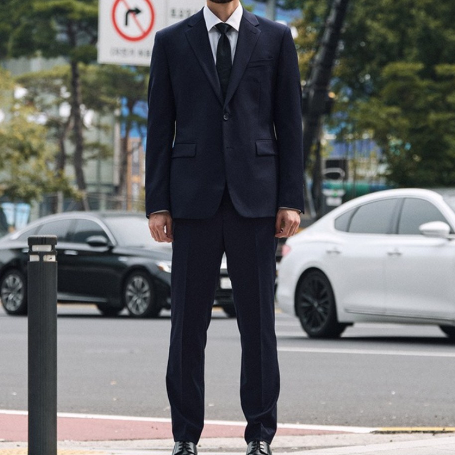 [STCO] 남성 10年 수트 울혼방 사방스판 수트 슬림핏 네이비 269,000원