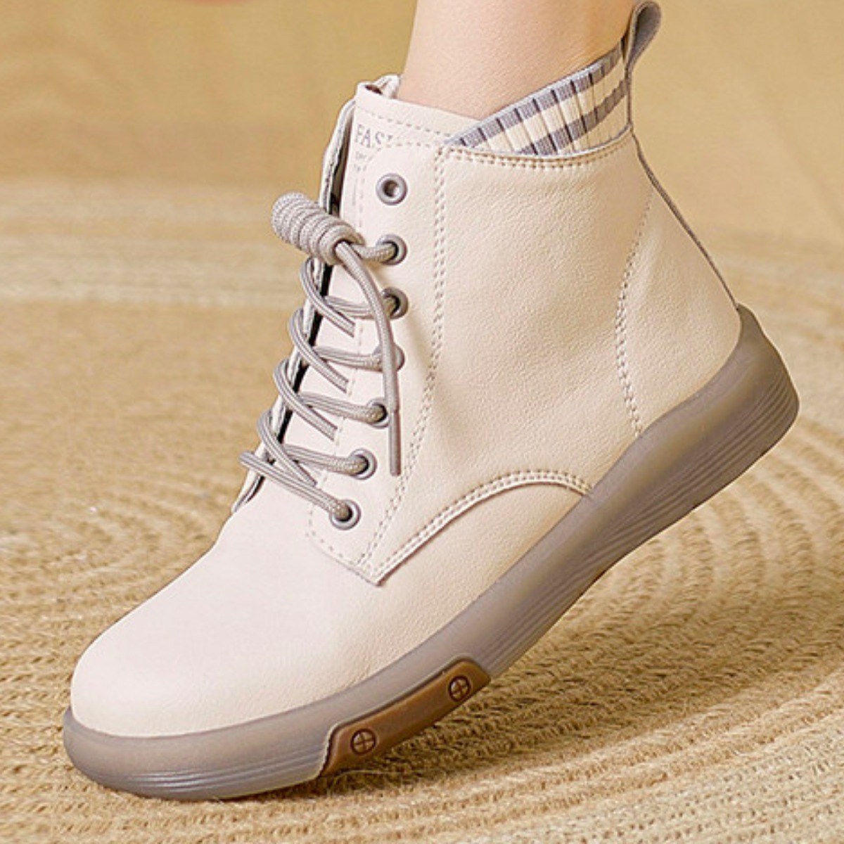 ANBER 여성 소가죽 부드러운 발목 스니커즈 33,000원