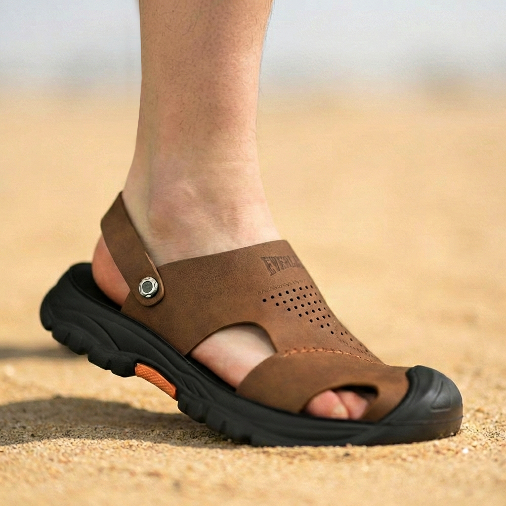 에버라스트 남자 여름 스트랩 발편한 샌들 쿠션 아웃도어 펀칭 슬리퍼 시원한 경량 투웨이 스포츠 샌달 49,800원