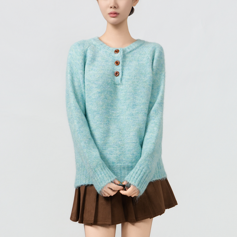 클레이스 알파카 혼방 버튼 라운드넥 울 긴팔 니트 27,700원