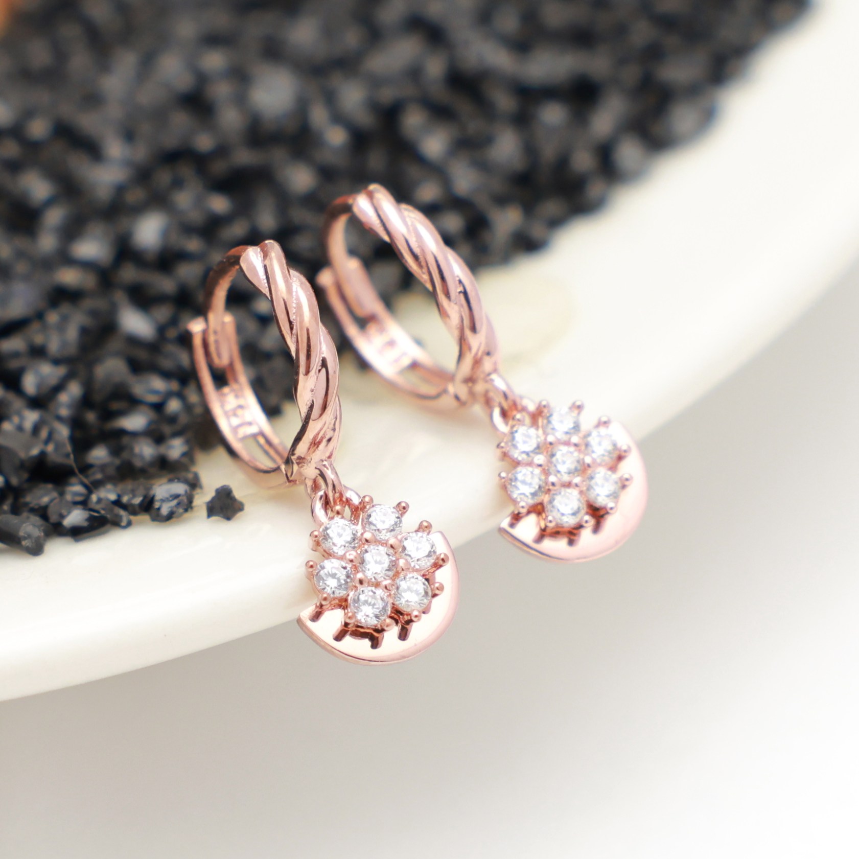 14k 18k 로즈골드 금 귀걸이 딸랑이 원터치 데일리 선물 심플 (E367)체리스쥬얼리 346,800원